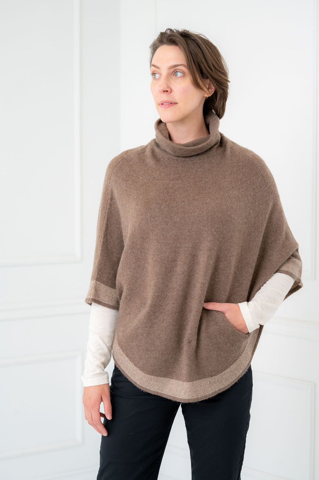 100% Cashmere Camel Round Poncho