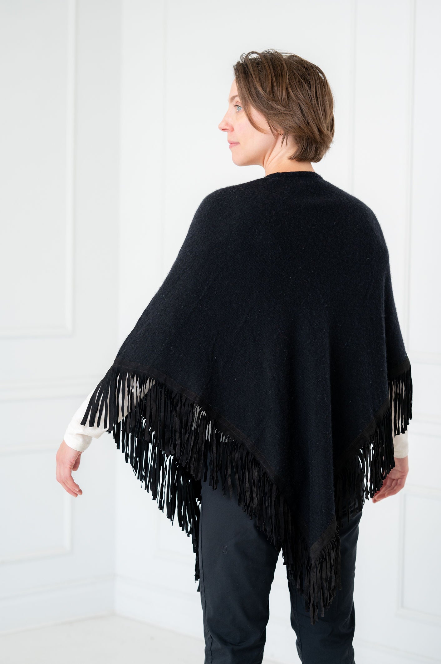 100 Cashmere Black Suede Fringe Poncho