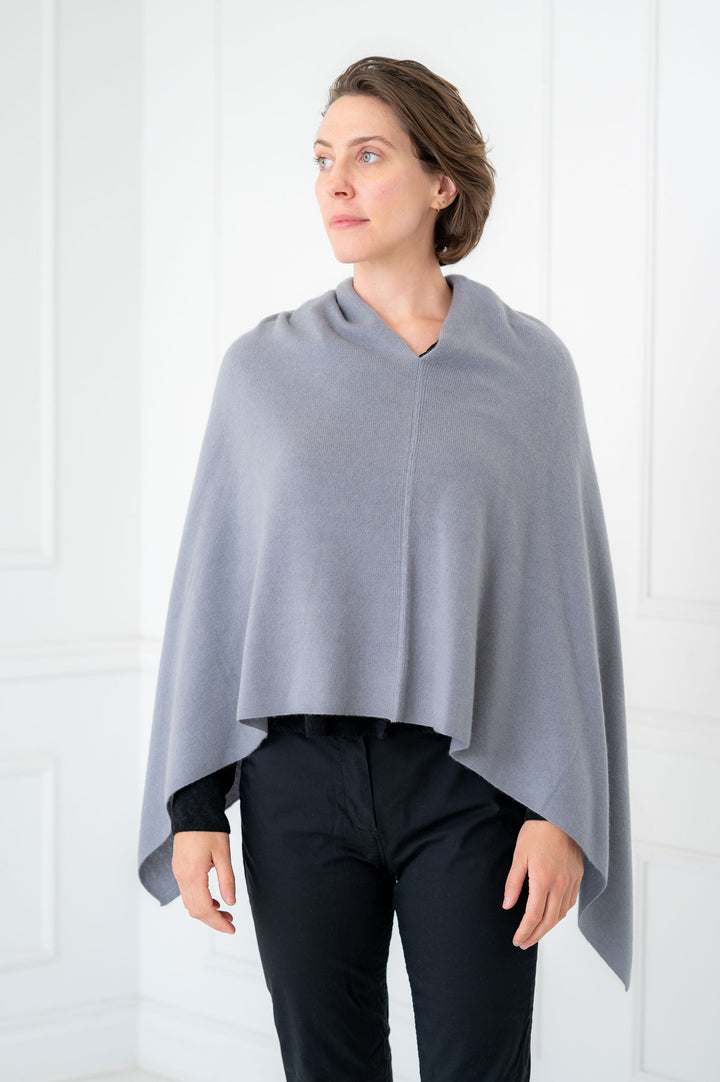 100% Cashmere Grey Poncho