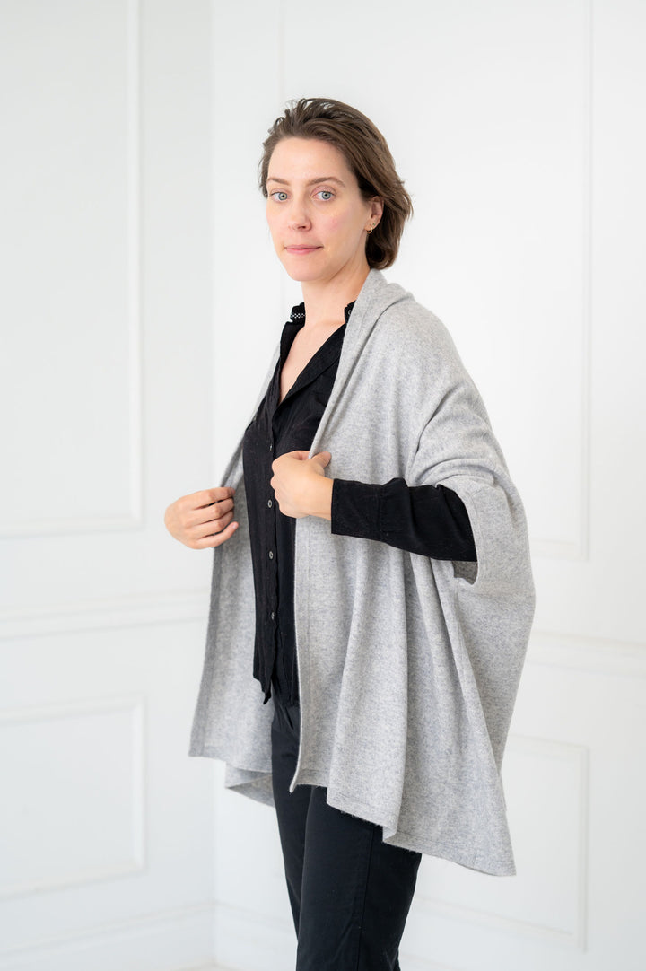 100% Cashmere Light Grey Kimono