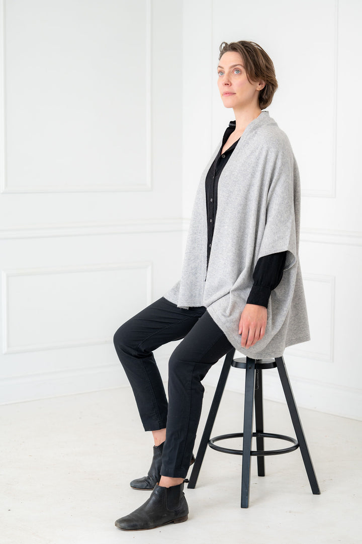 100% Cashmere Light Grey Kimono