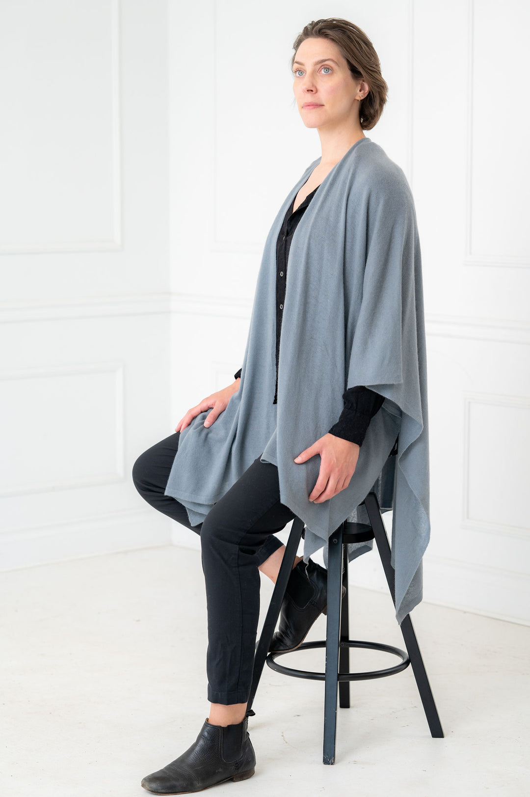 100% Cashmere Mauve Draped Wrap