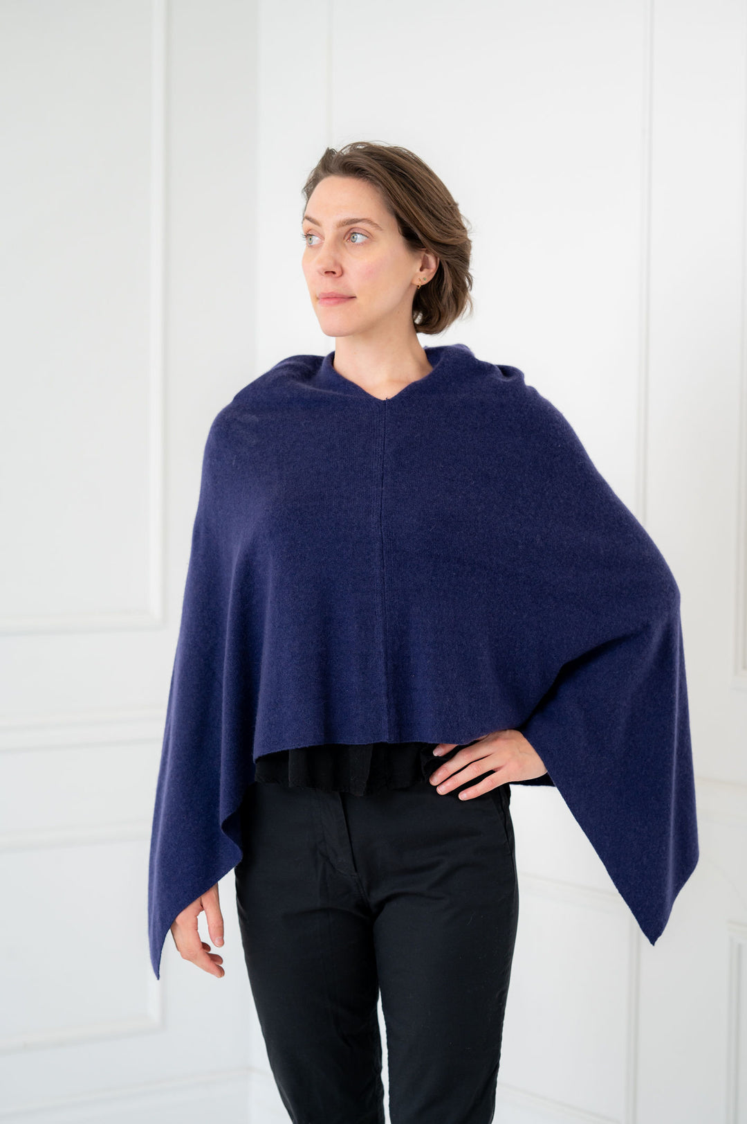 100% Cashmere Navy Blue Poncho