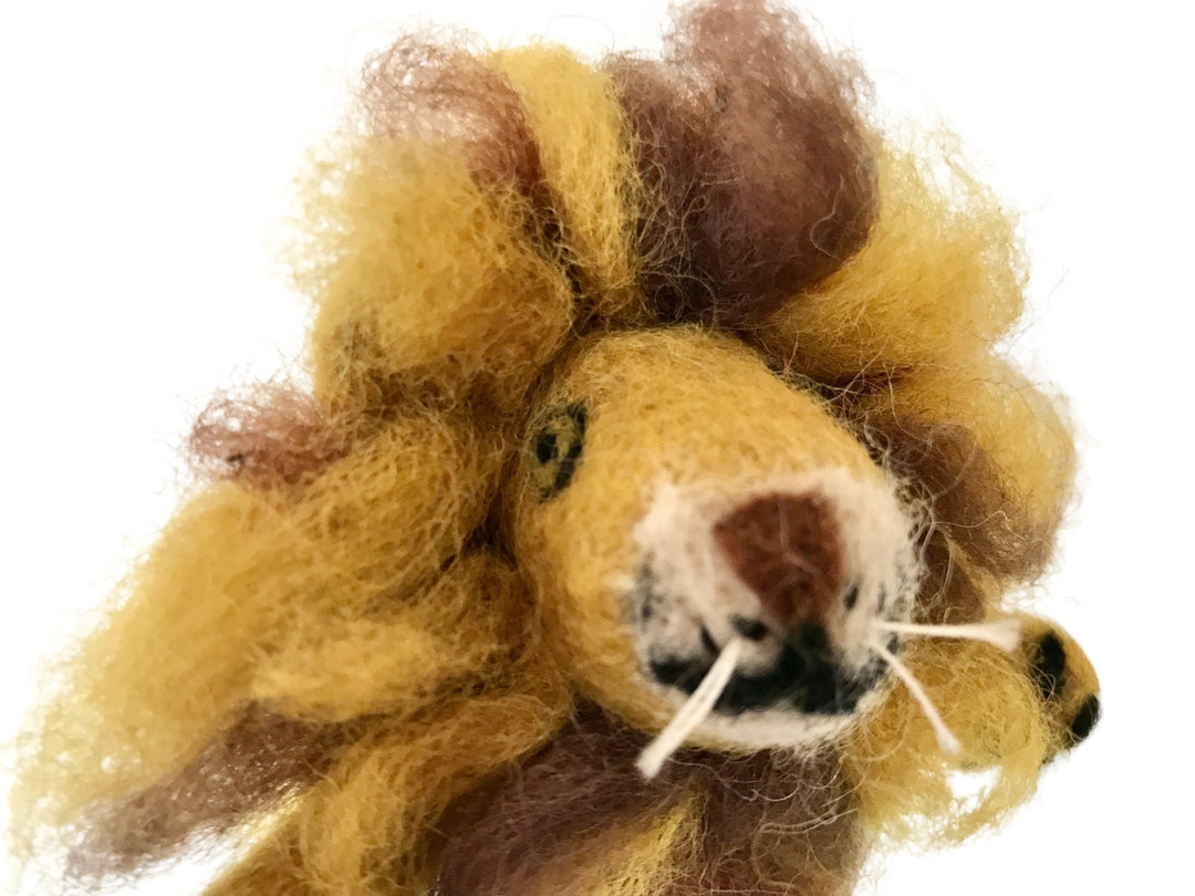 Lion Finger Puppet